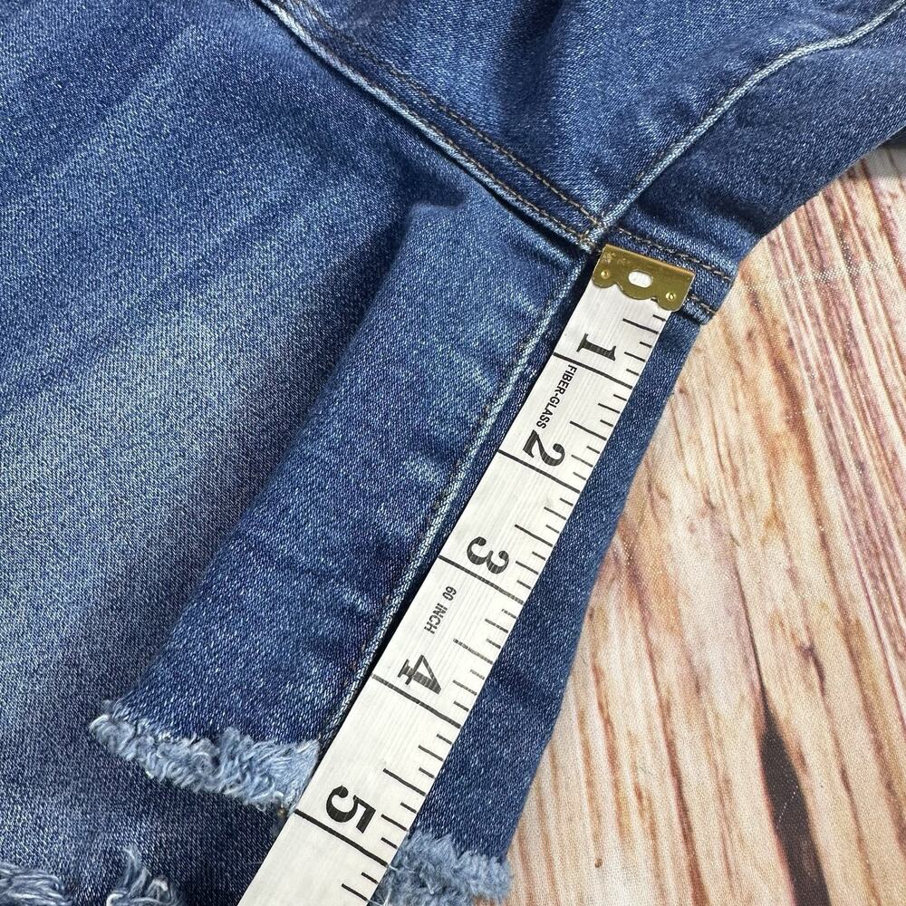 Vervet Size 2X Blue High Rise Distressed Raw Hem Cut Off Jean Denim Shorts 35x5 - Picture 5 of 8